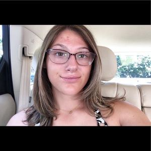 Meet your Posher, Samantha